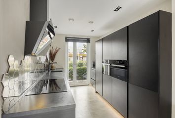 Sikkel 33, HENDRIK-IDO-AMBACHT