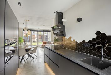 Sikkel 33, HENDRIK-IDO-AMBACHT