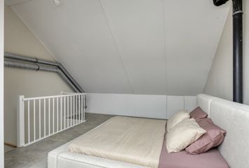 Sikkel 33, HENDRIK-IDO-AMBACHT