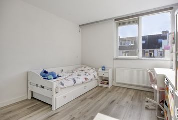 Aert Schoumanstraat 4, HENDRIK-IDO-AMBACHT