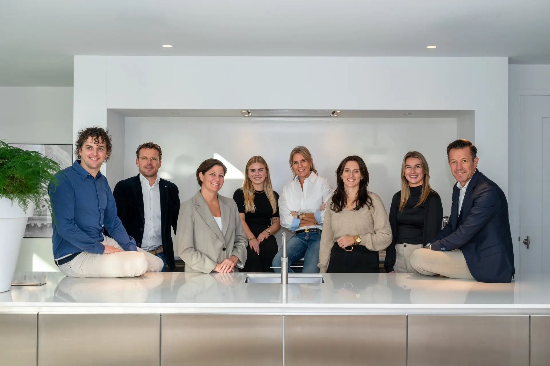 Team van Wisse Vastgoed bespreekt verhuurplannen