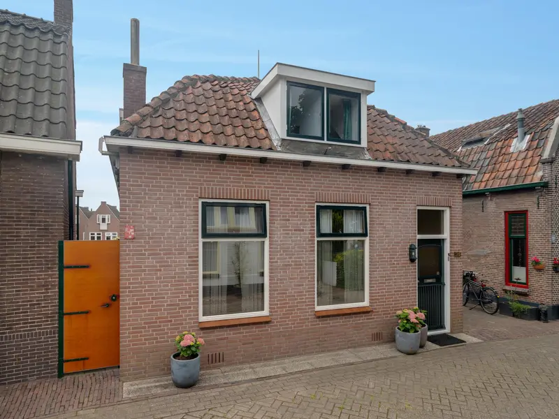 Pannenbakkerijen 25, WOERDEN