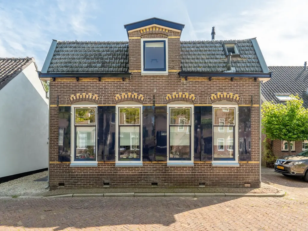 Van Teylingenweg 37, KAMERIK