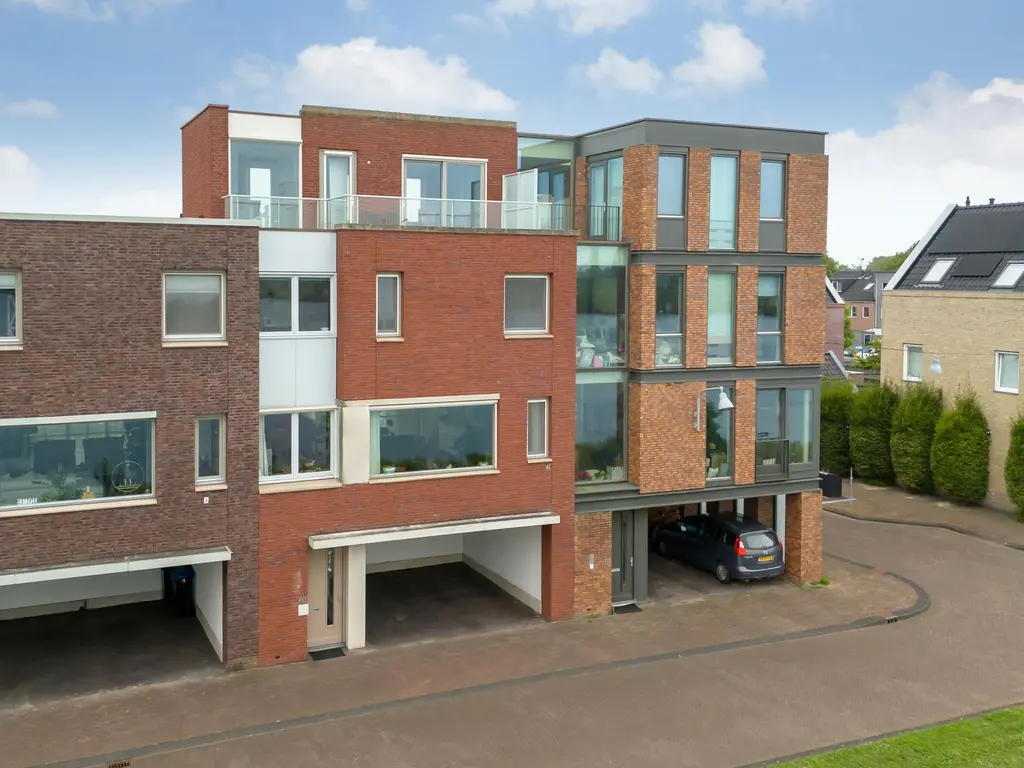 Ladogameer 33, WOERDEN