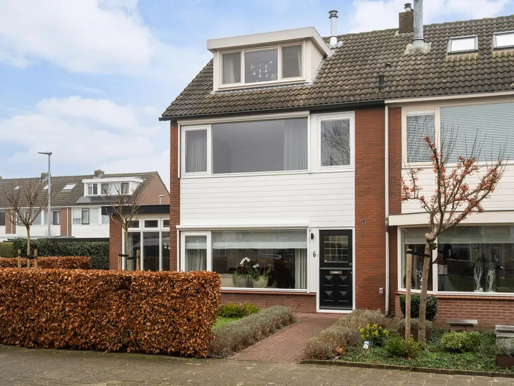 Vincent van Goghlaan 6, WOERDEN