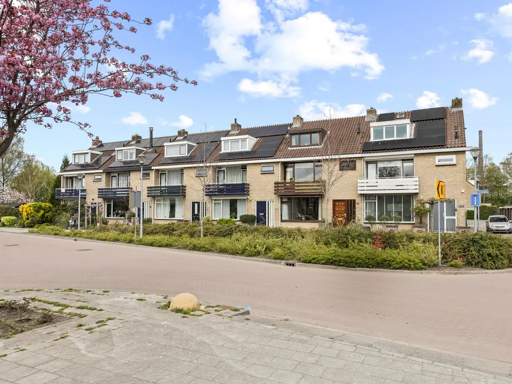 Esdoornlaan 24, WOERDEN