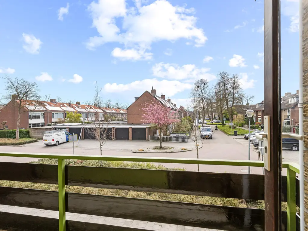 Esdoornlaan 24, WOERDEN