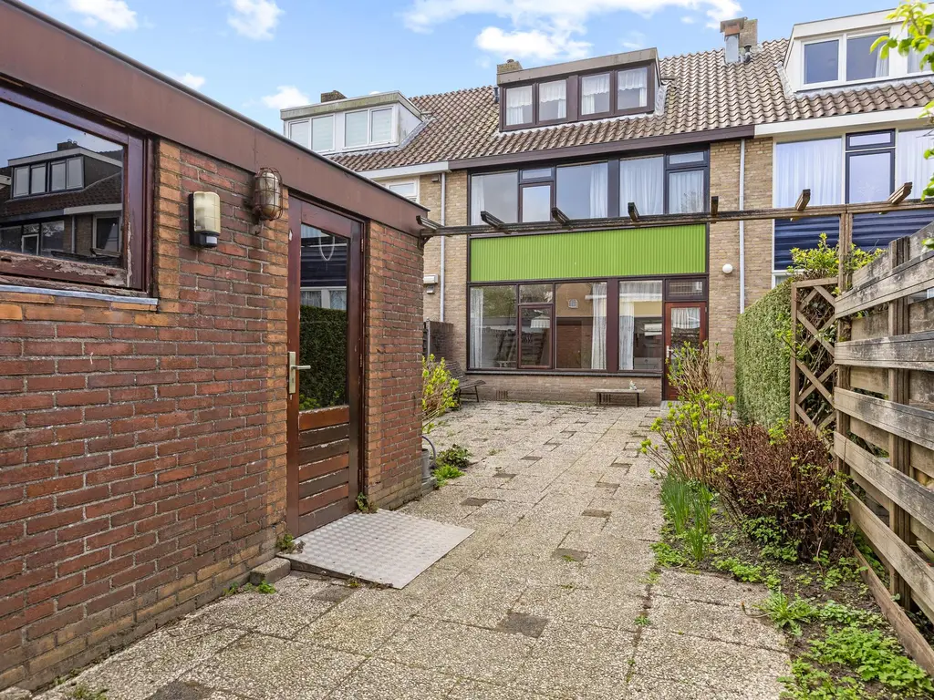 Esdoornlaan 24, WOERDEN