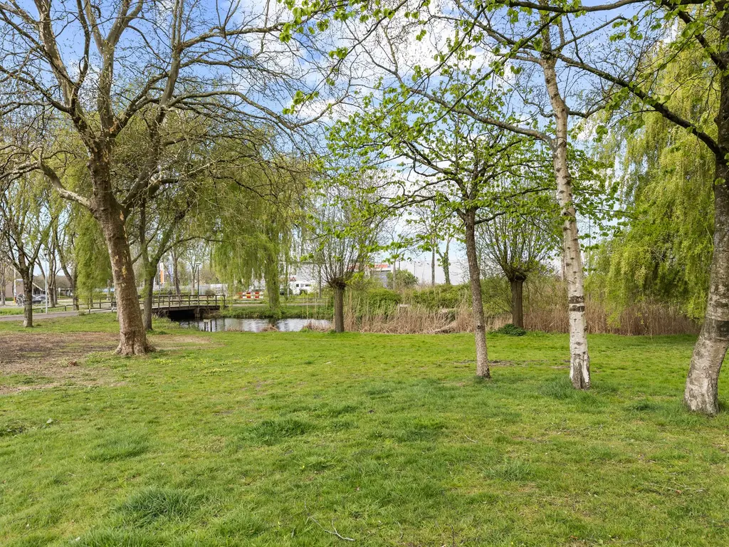 Esdoornlaan 24, WOERDEN