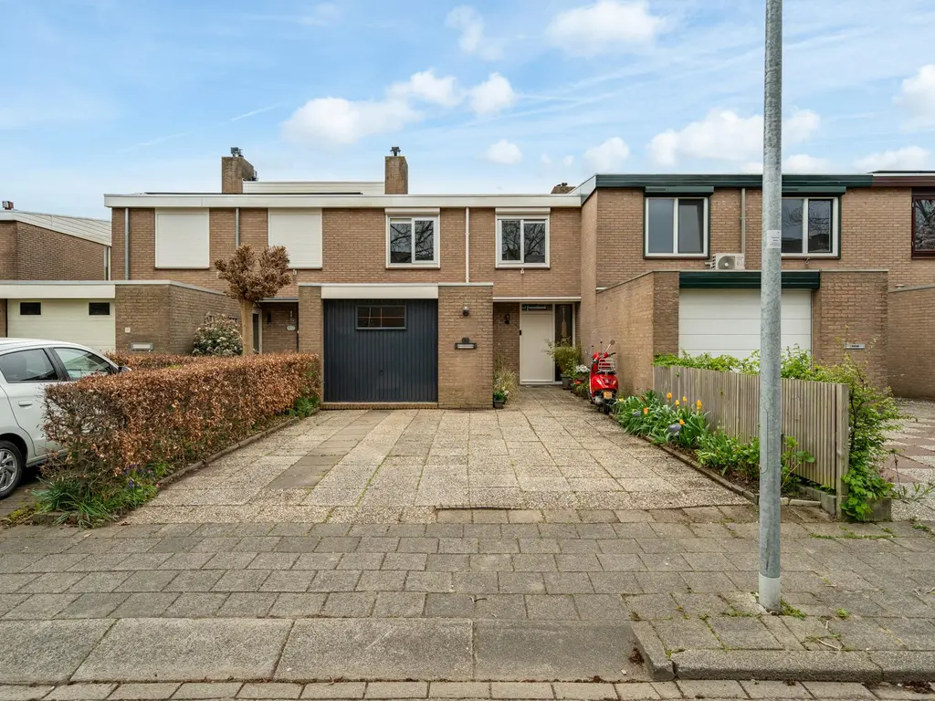 Essenlaan 19, WOERDEN