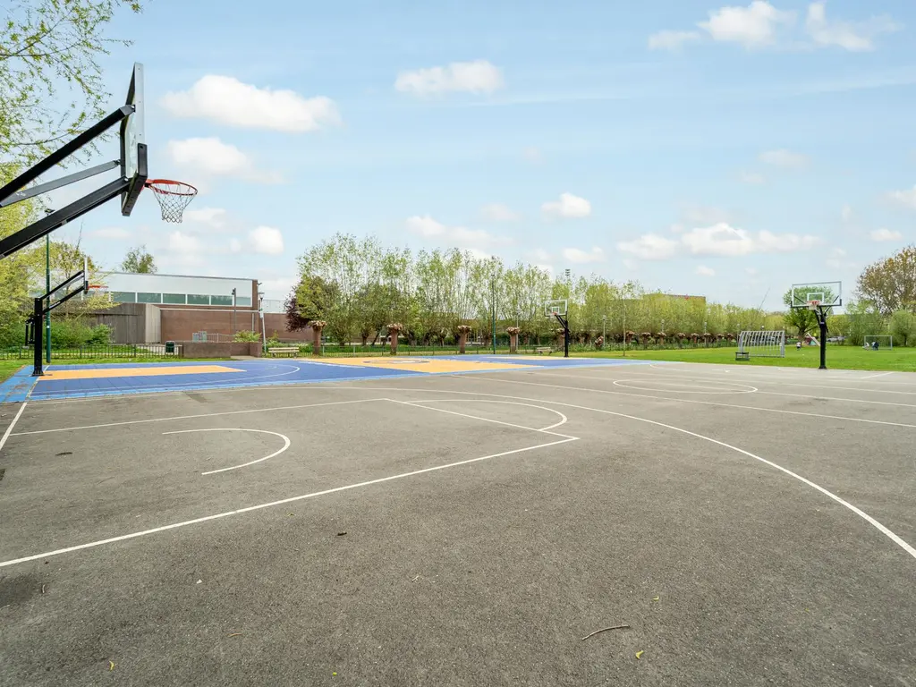 Essenlaan 19, WOERDEN