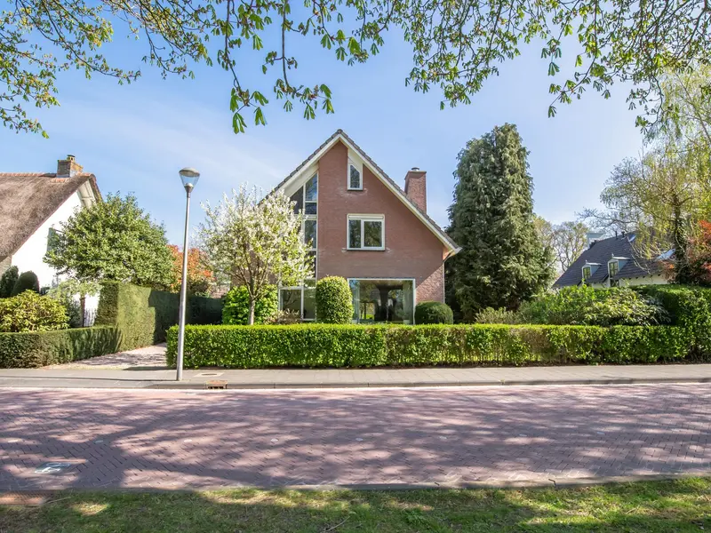 Oostsingel 14, WOERDEN