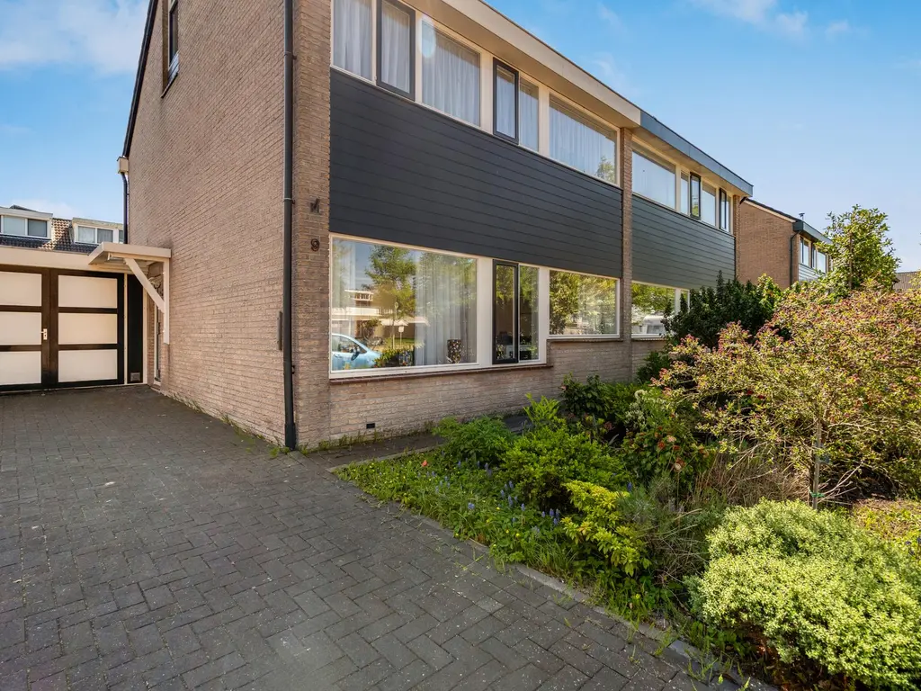 Clausstraat 9, ZEGVELD