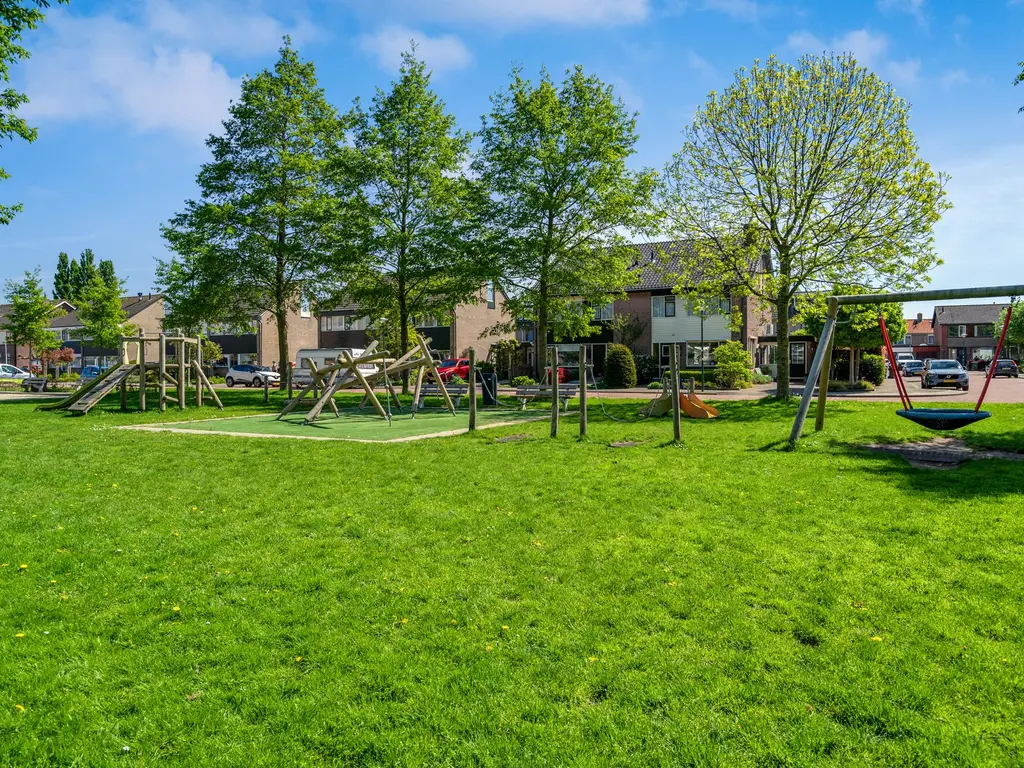 Clausstraat 9, ZEGVELD