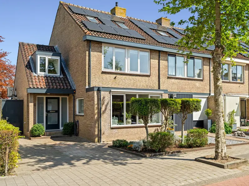 Prins Bernhardstraat 49, WAARDER