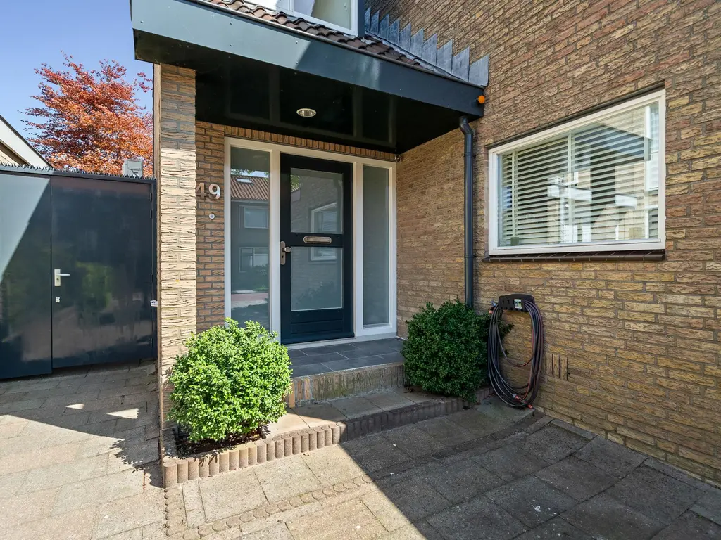 Prins Bernhardstraat 49, WAARDER