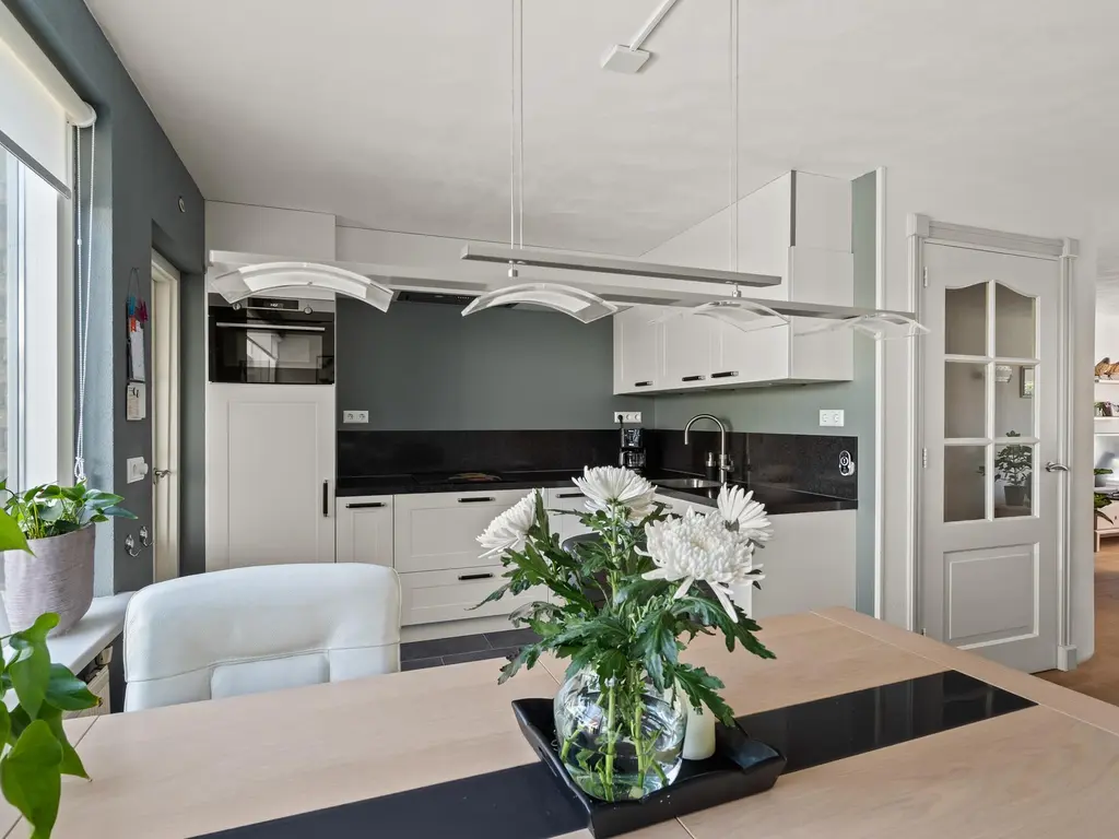 Prins Bernhardstraat 49, WAARDER