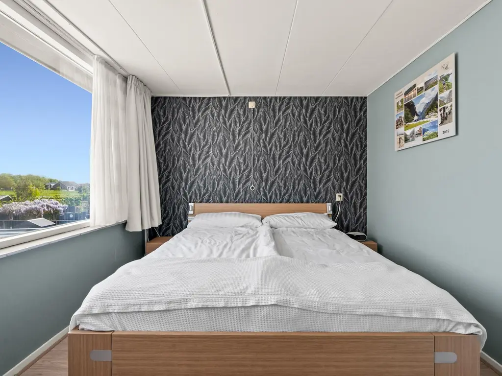 Prins Bernhardstraat 49, WAARDER