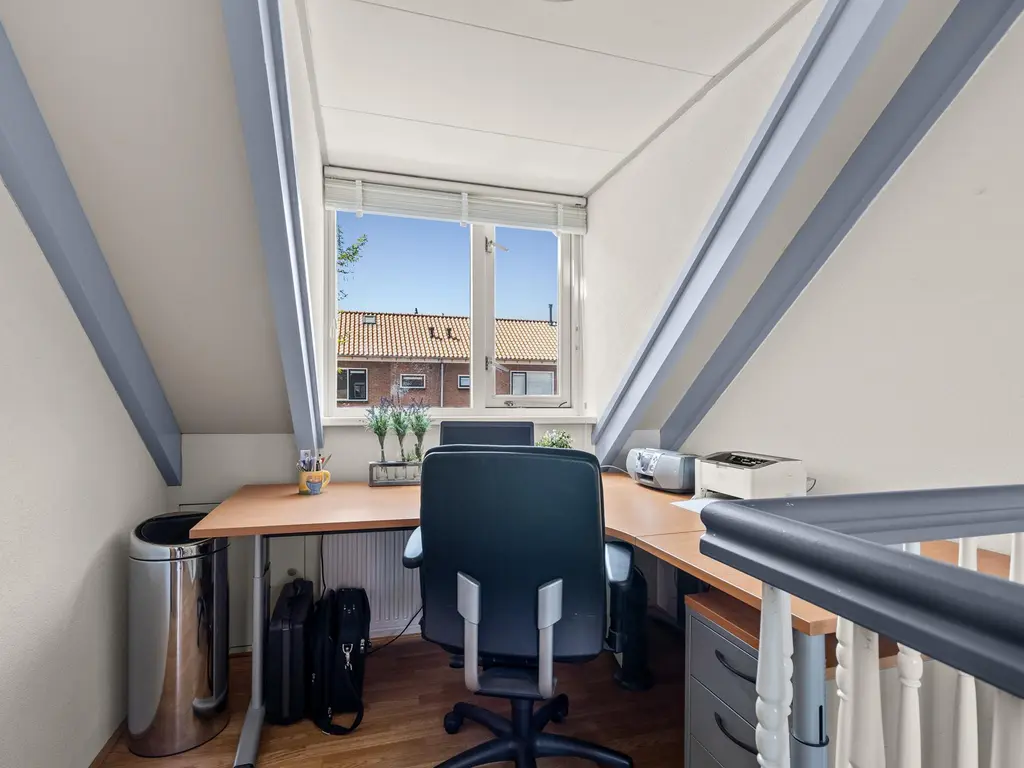 Prins Bernhardstraat 49, WAARDER