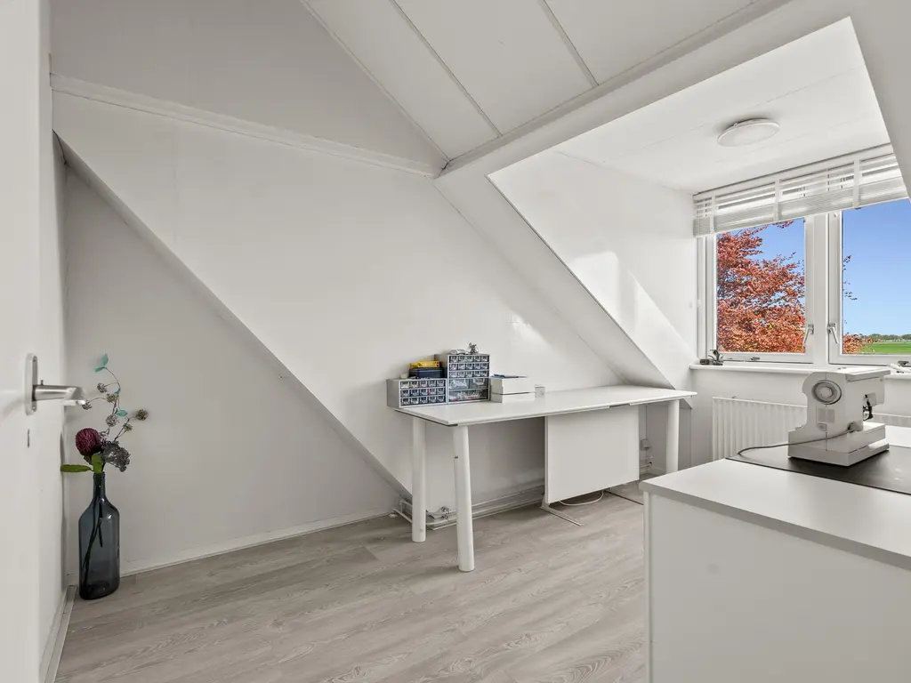 Prins Bernhardstraat 49, WAARDER