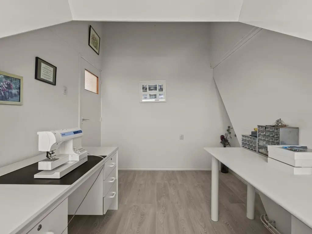 Prins Bernhardstraat 49, WAARDER