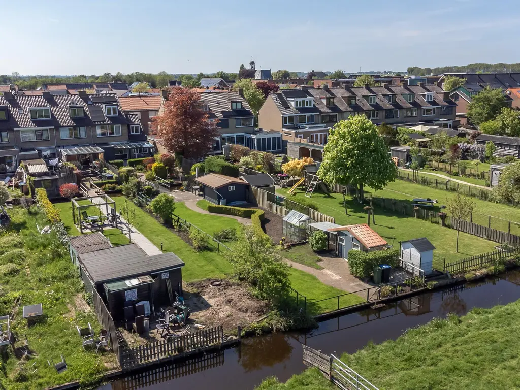 Prins Bernhardstraat 49, WAARDER
