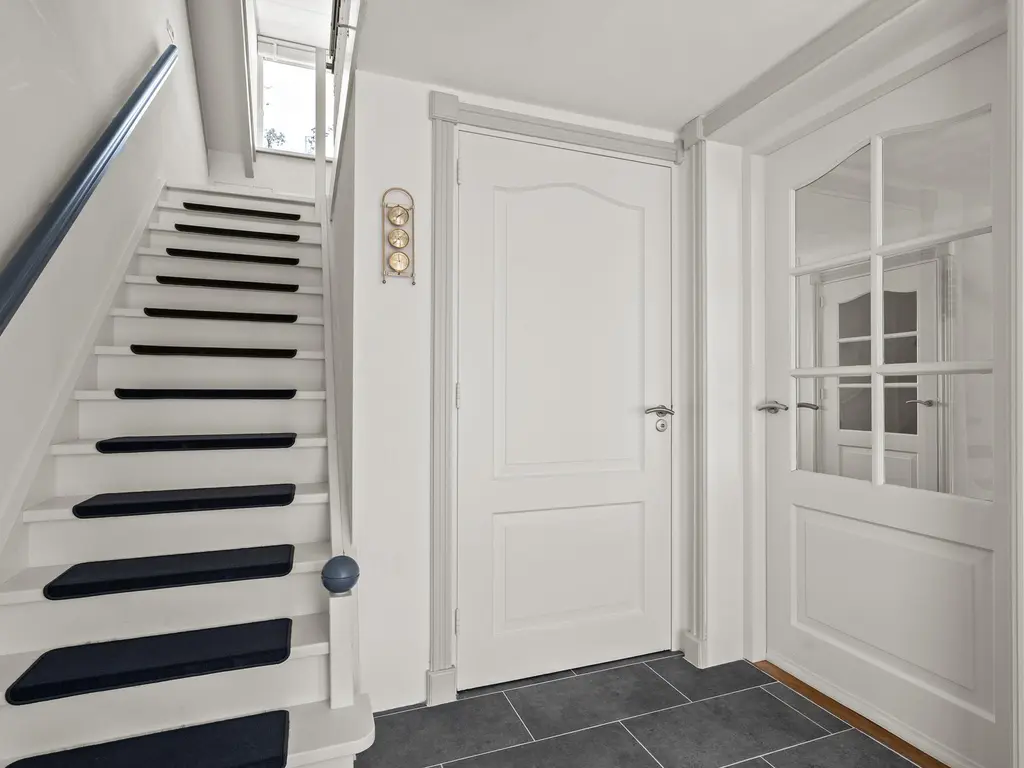 Prins Bernhardstraat 49, WAARDER