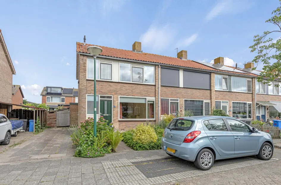 Dorpsstraat 16