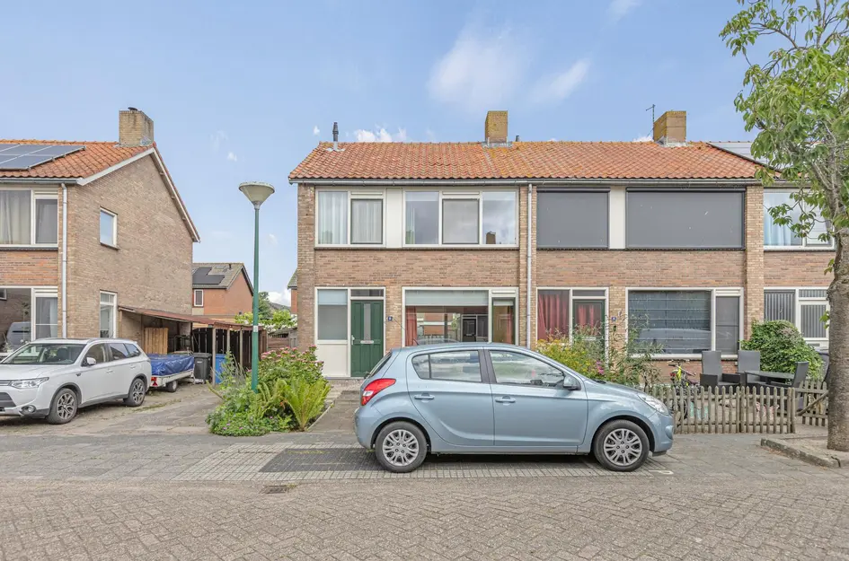 Dorpsstraat 16