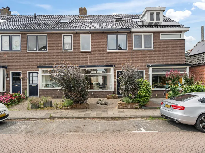 Dahliastraat 4, WOERDEN