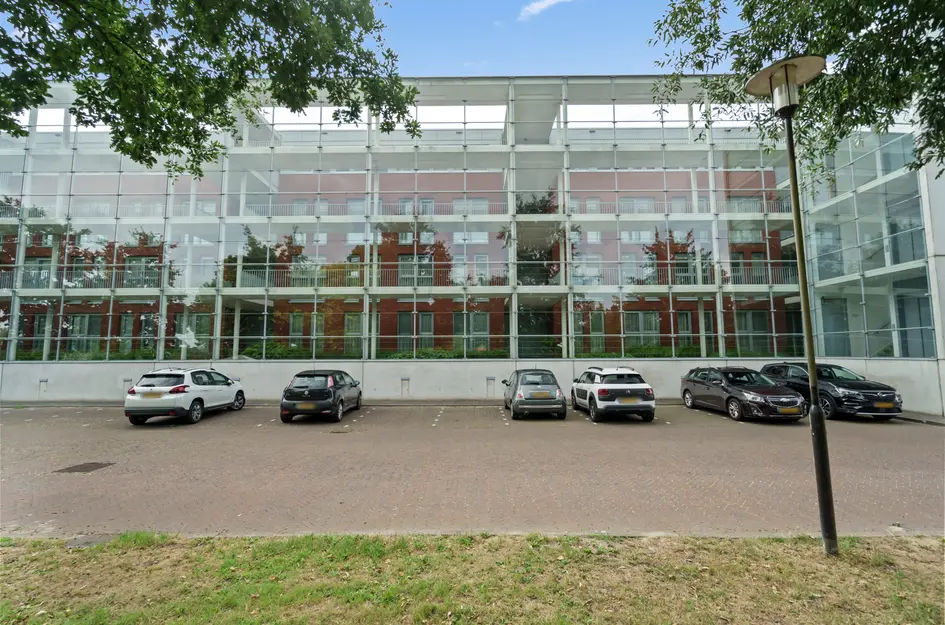 Ferdinand Bolstraat 13