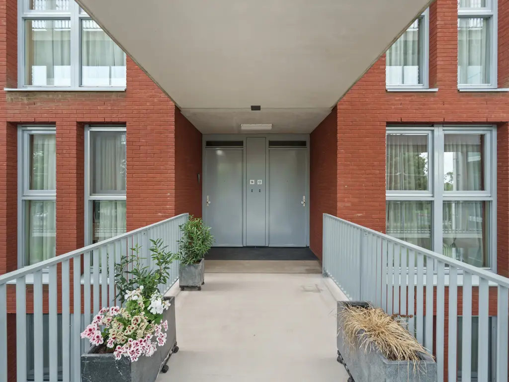 Ferdinand Bolstraat 13, WOERDEN
