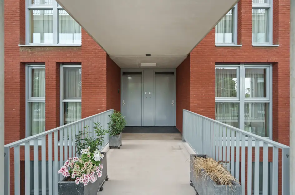 Ferdinand Bolstraat 13