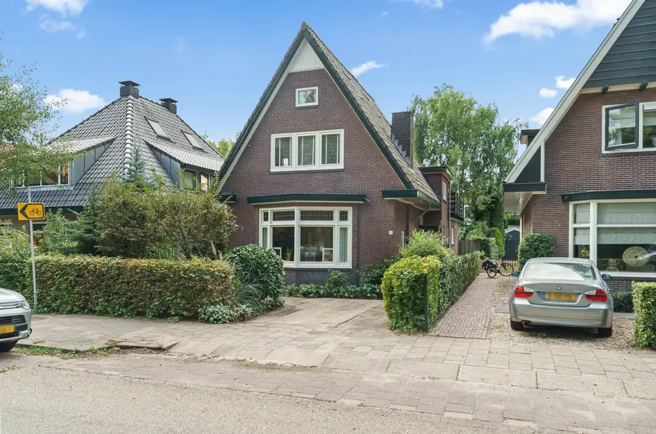 Van der Valk Boumanlaan 12