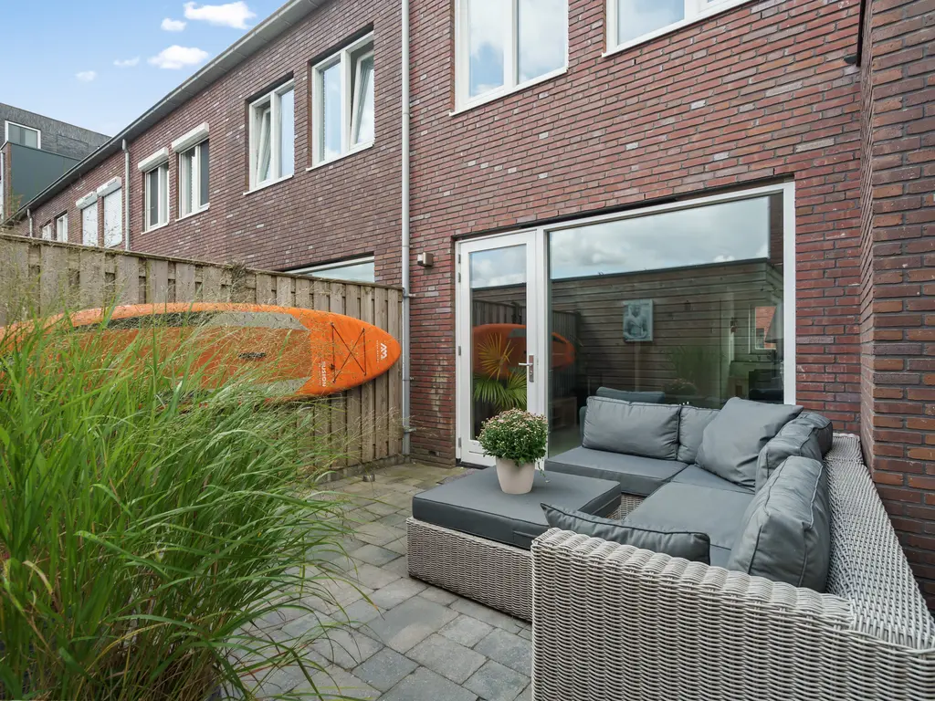 Meer van Annecy 6, WOERDEN