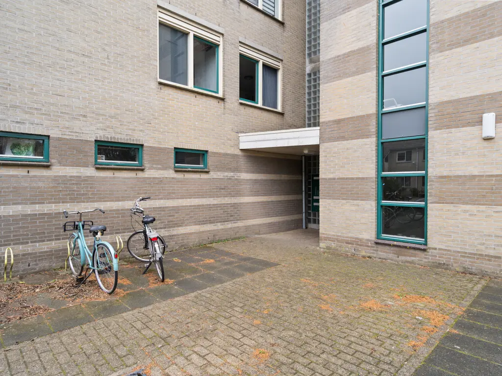 Sleper 14, WOERDEN