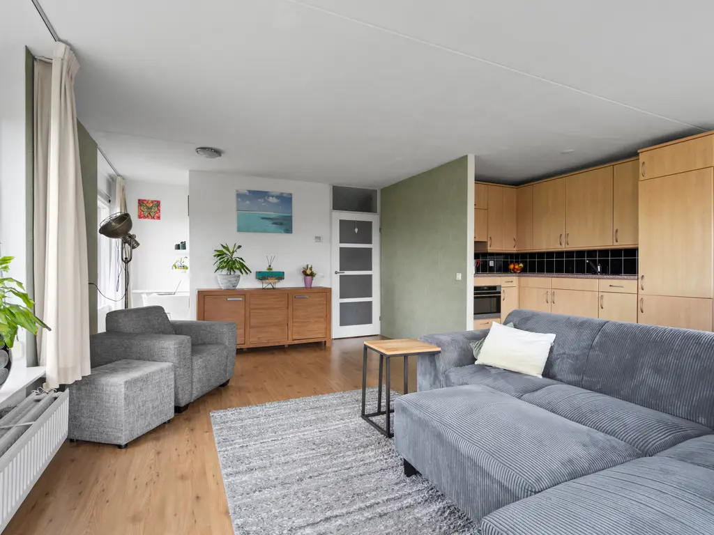 Sleper 14, WOERDEN