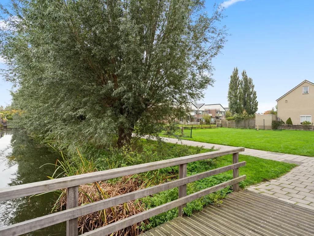 Broeksloot 74, ZEGVELD