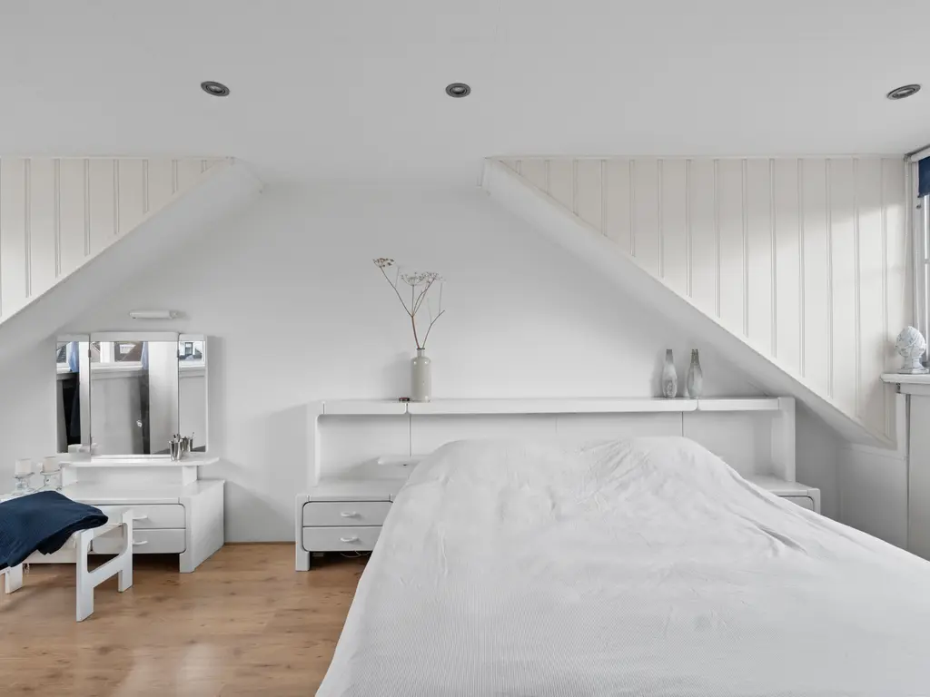 Broeksloot 74, ZEGVELD