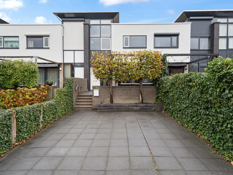 Athenelaan 64, WOERDEN