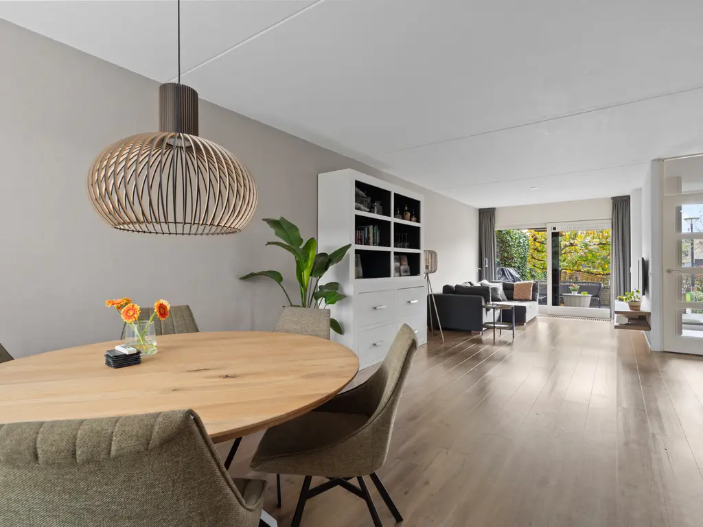 Athenelaan 64, WOERDEN