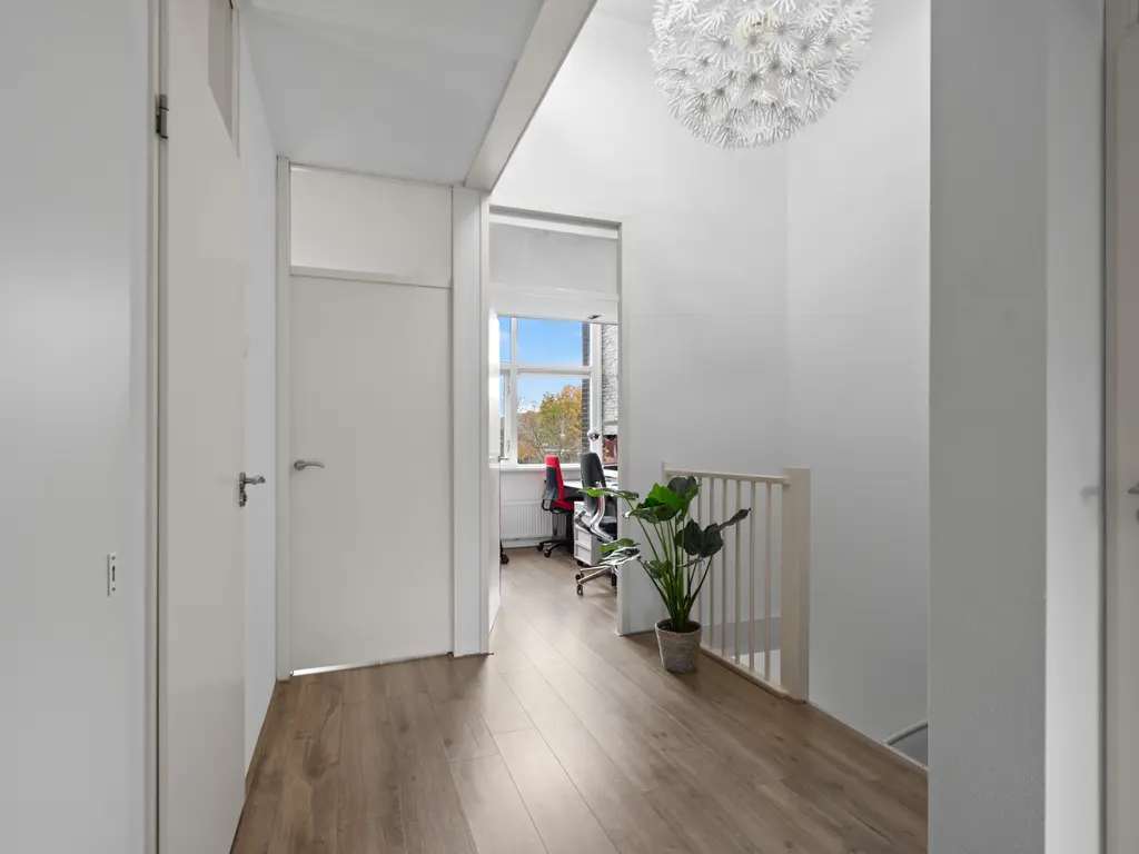 Athenelaan 64, WOERDEN