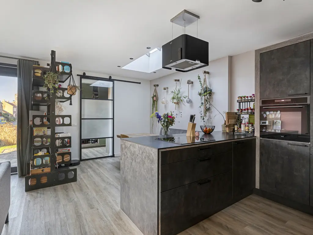 Burg. de Kockstraat 10, KAMERIK