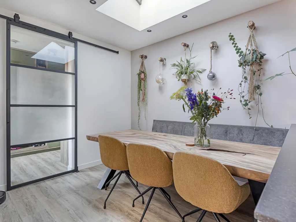 Burg. de Kockstraat 10, KAMERIK