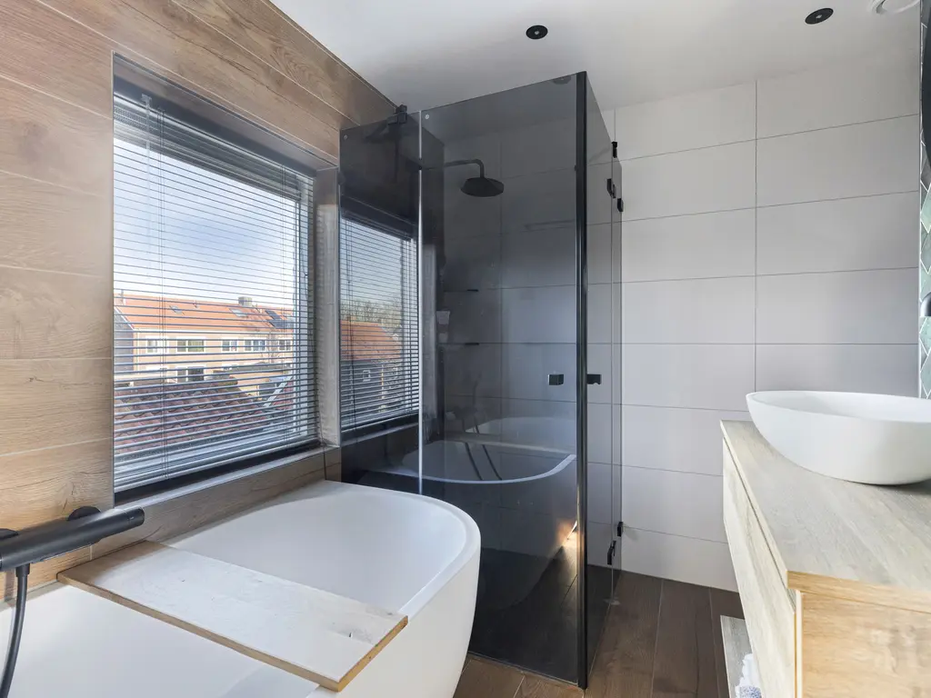 Burg. de Kockstraat 10, KAMERIK