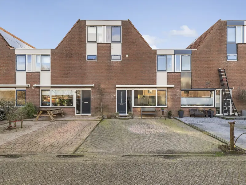 Paardebloemweide 16, WOERDEN