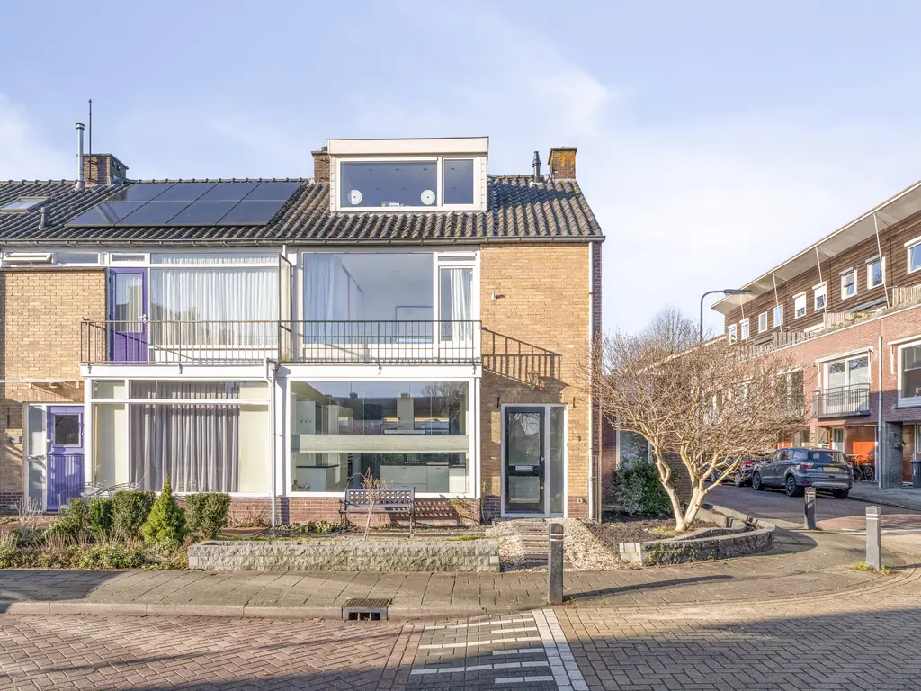 Dronenweg 1, BODEGRAVEN