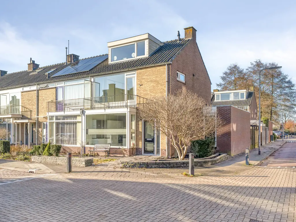 Dronenweg 1, BODEGRAVEN