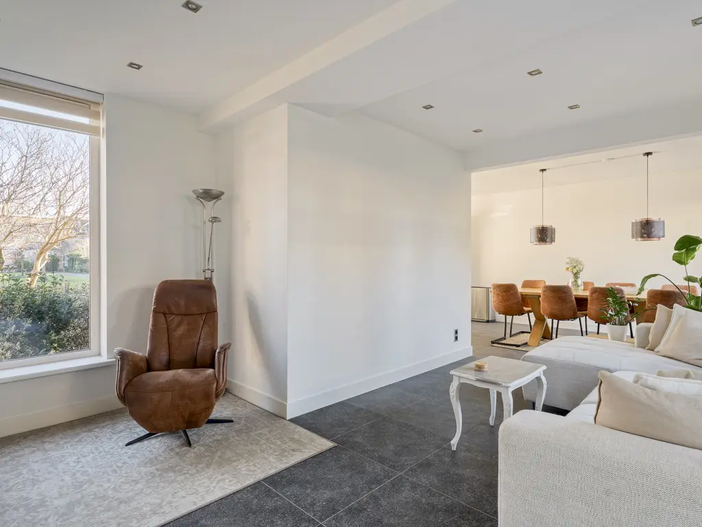 Dronenweg 1, BODEGRAVEN