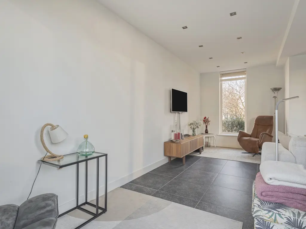 Dronenweg 1, BODEGRAVEN